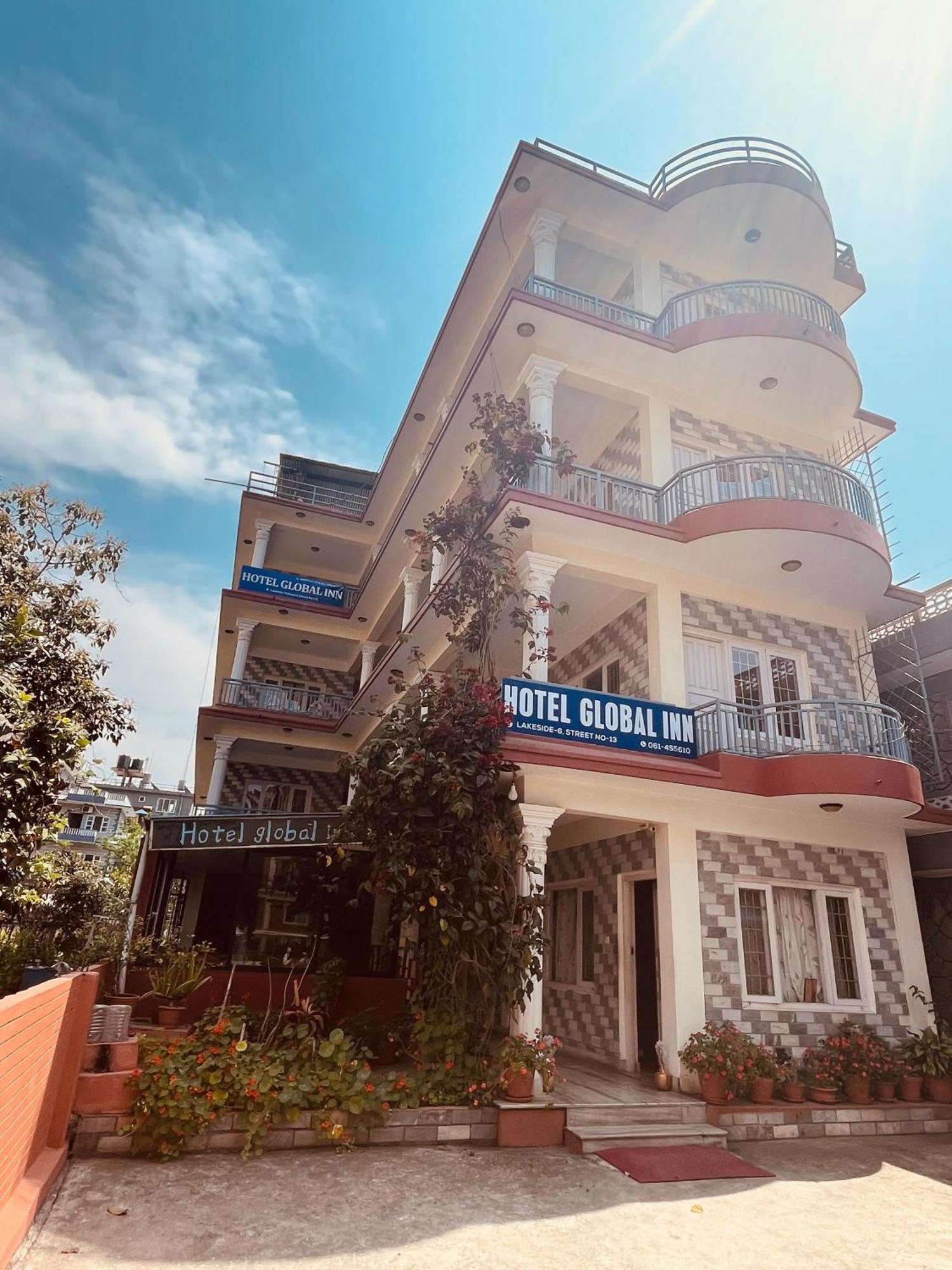 Hotel Global Inn Pokhara Kültér fotó
