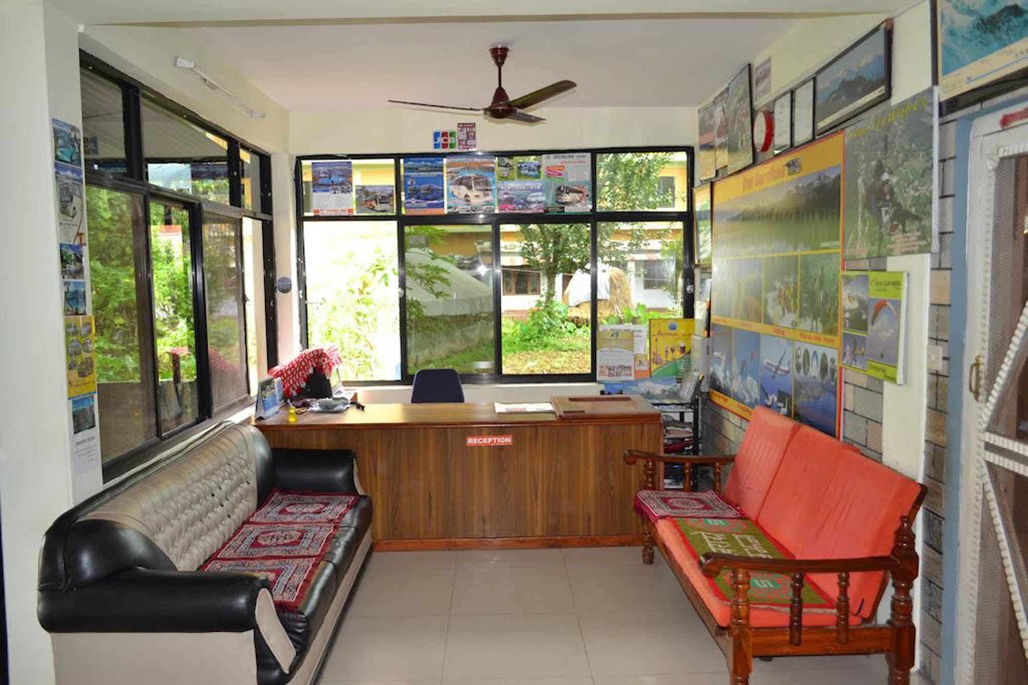 Hotel Global Inn Pokhara Kültér fotó